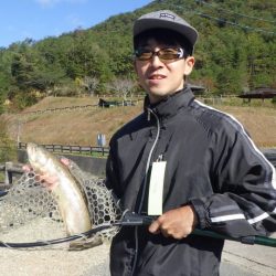 フィッシングレイクたかみや 釣果