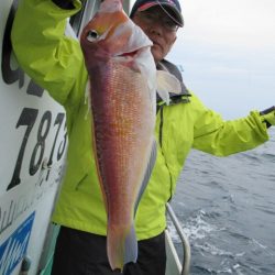 真祐丸 （しんゆうまる） 釣果