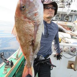 真祐丸 （しんゆうまる） 釣果