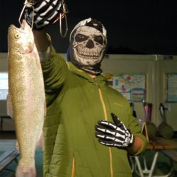 としまえんフィッシングエリア 釣果