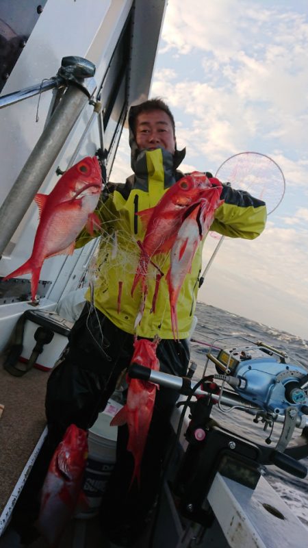 金沢八景鴨下丸 釣果