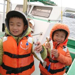 金沢八景鴨下丸 釣果