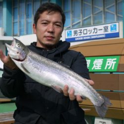 としまえんフィッシングエリア 釣果