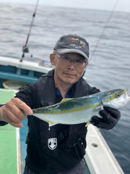 丸万釣船 釣果