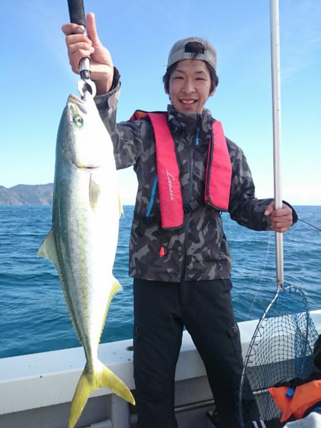 エンペラー 釣果