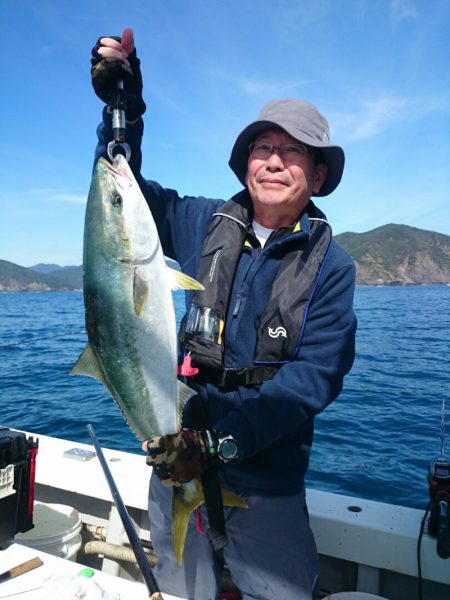 エンペラー 釣果