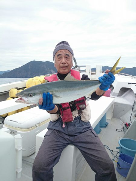 エンペラー 釣果