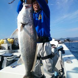 エンペラー 釣果