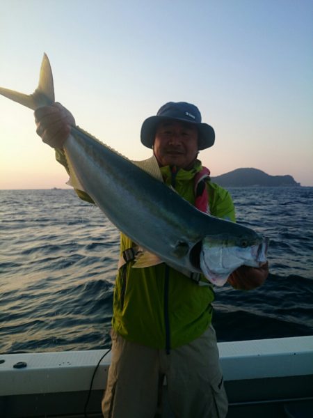 エンペラー 釣果