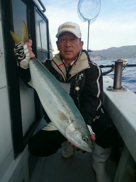 エンペラー 釣果