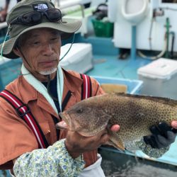 丸万釣船 釣果