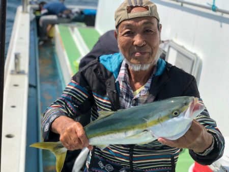 丸万釣船 釣果