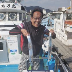 丸万釣船 釣果