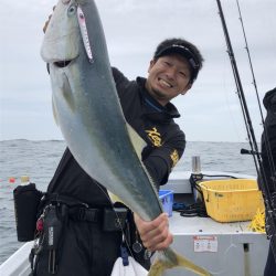 岩手県オフショアジギング釣行〜95cm8kgのブリ！【そ～あ氏連載 vol.4】