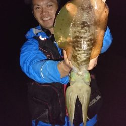 秋の行楽シーズン☆釣行ごとに感じるアオリイカの成長【角田裕介氏連載記事浮きアオリイカ釣り 第24弾】