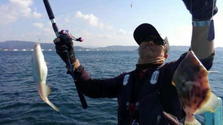 海南発の遊漁船「釣り心」さんでカワハギ釣り