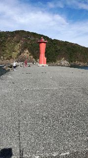 ショアジギングで大物掛かった