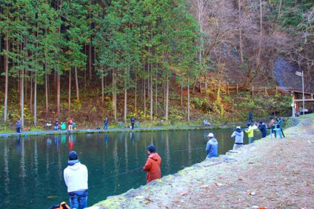 小菅トラウトガーデン 釣果