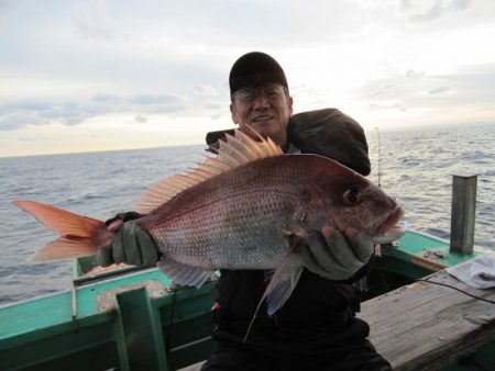 真祐丸 （しんゆうまる） 釣果