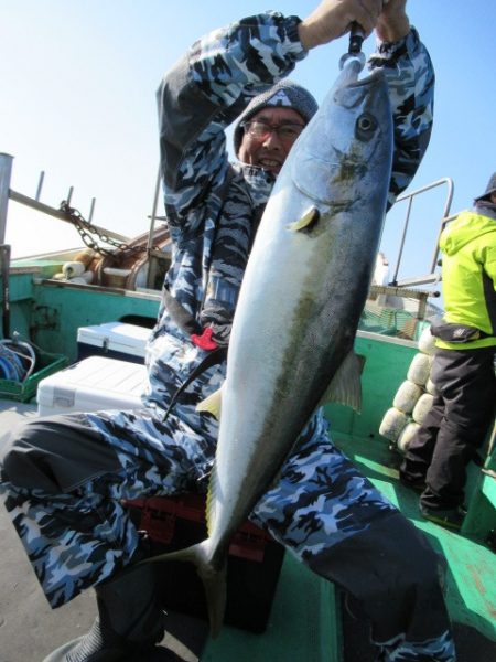 真祐丸 （しんゆうまる） 釣果