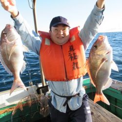 真祐丸 （しんゆうまる） 釣果