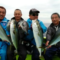 横内丸 釣果