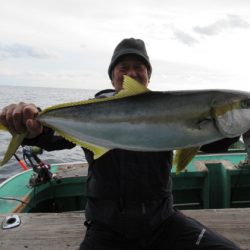 真祐丸 （しんゆうまる） 釣果