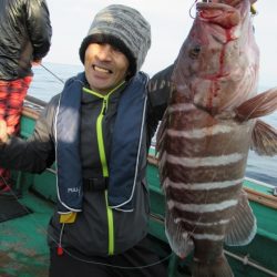 真祐丸 (しんゆうまる) 釣果