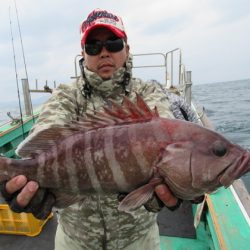 真祐丸 （しんゆうまる） 釣果