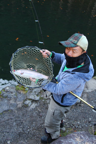 小菅トラウトガーデン 釣果