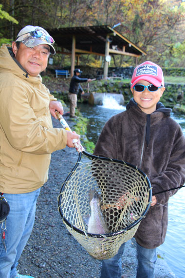 小菅トラウトガーデン 釣果