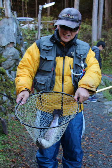 小菅トラウトガーデン 釣果