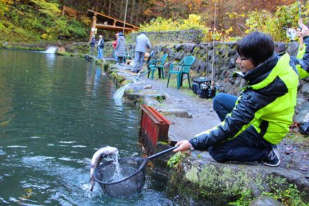 小菅トラウトガーデン 釣果