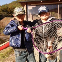 フィッシングレイクたかみや 釣果