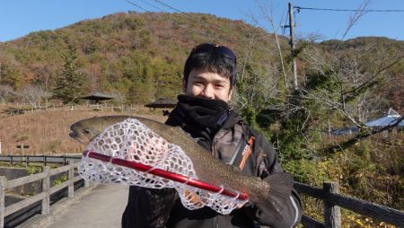 フィッシングレイクたかみや 釣果