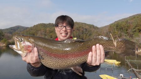 フィッシングレイクたかみや 釣果