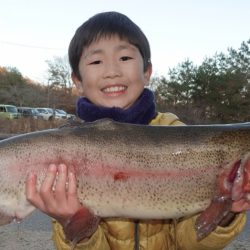 フィッシングレイクたかみや 釣果