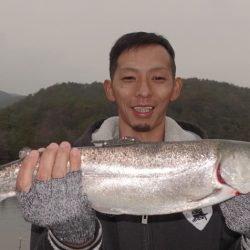 フィッシングレイクたかみや 釣果