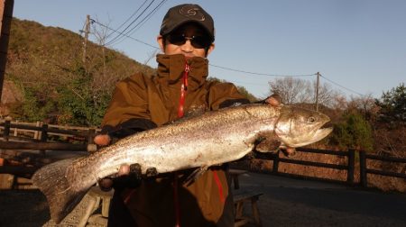 フィッシングレイクたかみや 釣果