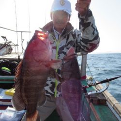 真祐丸 （しんゆうまる） 釣果