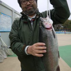 としまえんフィッシングエリア 釣果