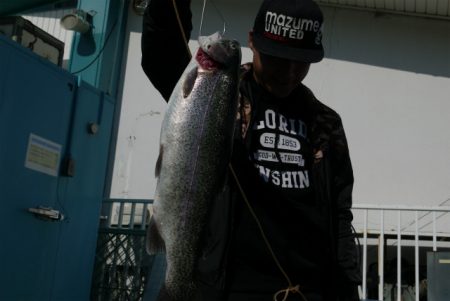 としまえんフィッシングエリア 釣果