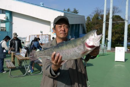としまえんフィッシングエリア 釣果