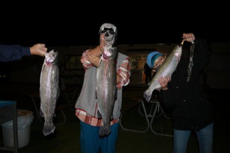 としまえんフィッシングエリア 釣果