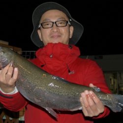 としまえんフィッシングエリア 釣果