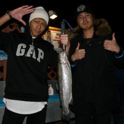 としまえんフィッシングエリア 釣果