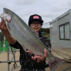 としまえんフィッシングエリア 釣果