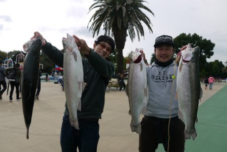 としまえんフィッシングエリア 釣果