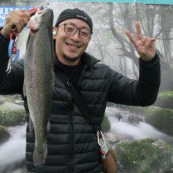 としまえんフィッシングエリア 釣果