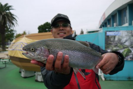 としまえんフィッシングエリア 釣果